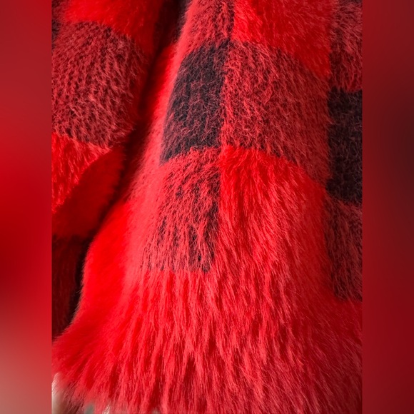 NWT Express Buffalo Plaid Sweater
Slouchy Christmas Size L - Picture 3 of 8